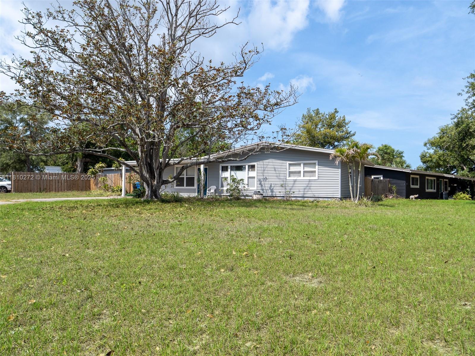 3122 51 St St N, Saint Petersburg, Florida image 12
