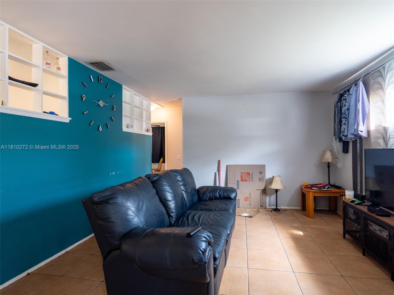 3122 51 St St N, Saint Petersburg, Florida image 7