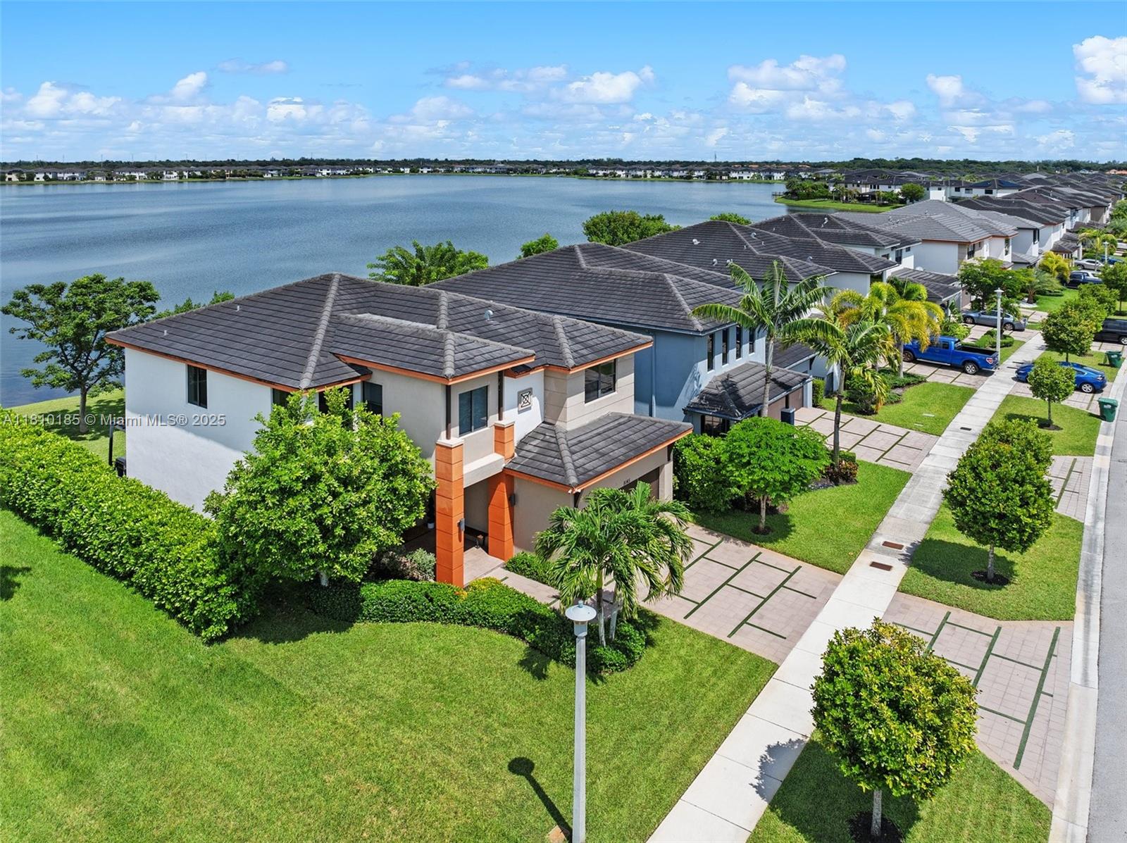 9145 NW 154th Ter, Miami Lakes, Florida image 1