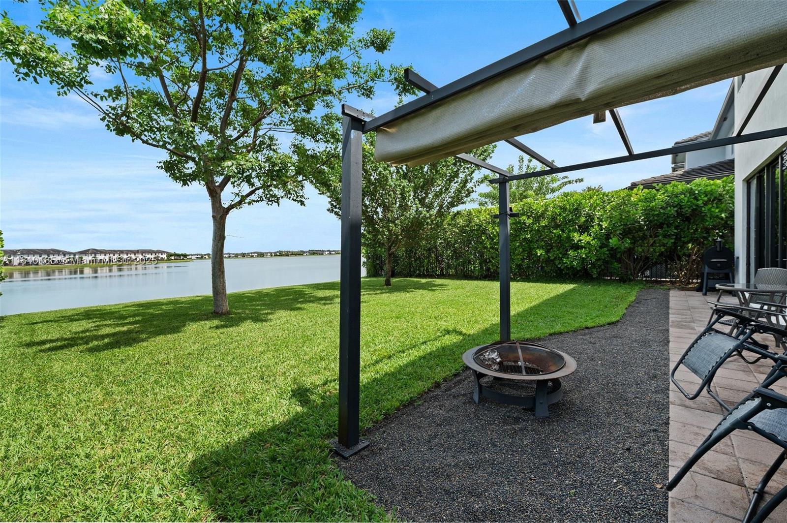 9145 NW 154th Ter, Miami Lakes, Florida image 20