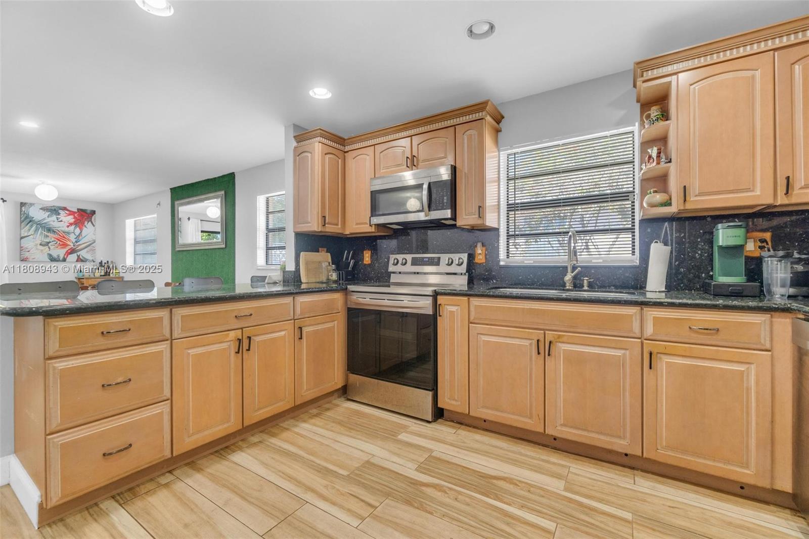 2412 Raleigh St, Hollywood, Florida image 14
