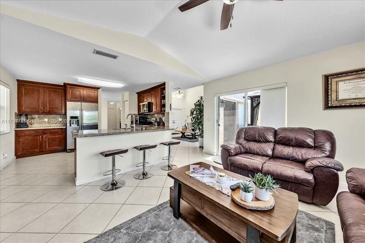 18018 SW 30th Ct, Miramar, Florida image 15