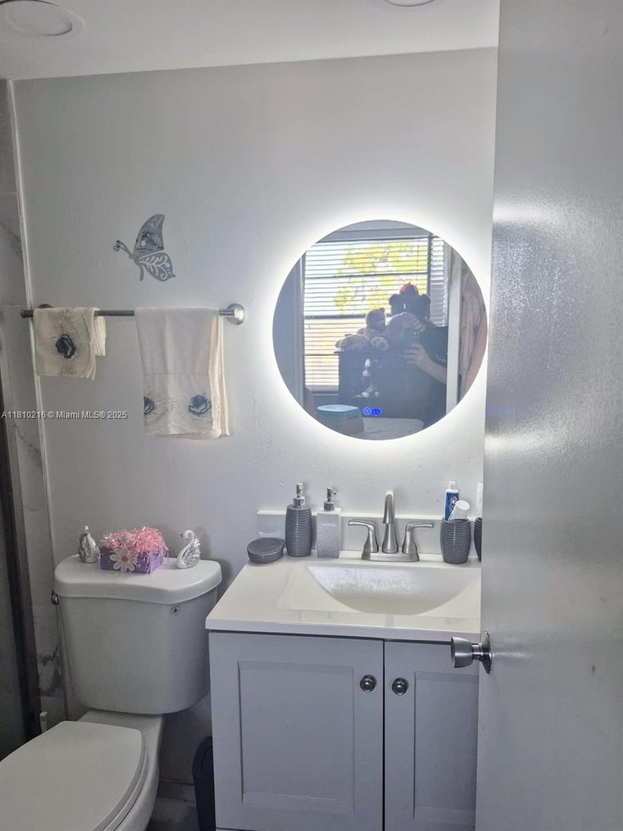 7320 NW 18th St #204, Margate, Florida image 5