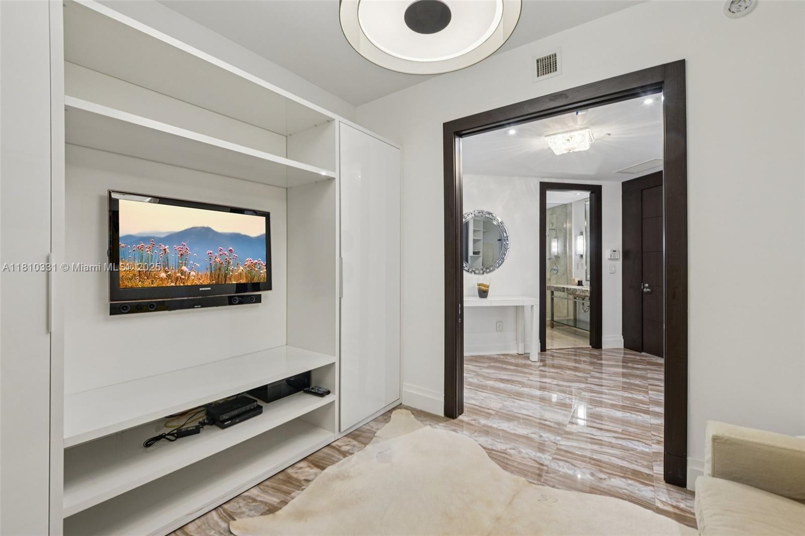 9703 Collins Ave #2615, Bal Harbour, Florida image 23