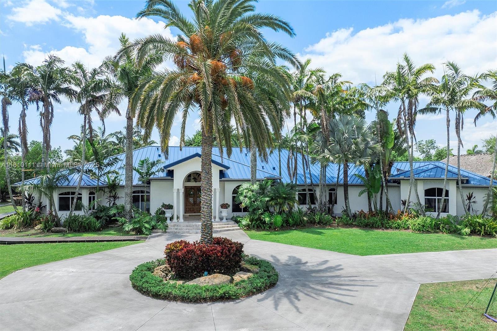 15960 SW 250th St, Homestead, Florida image 2