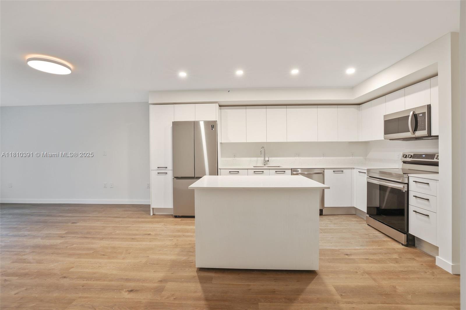 Property photo # 3