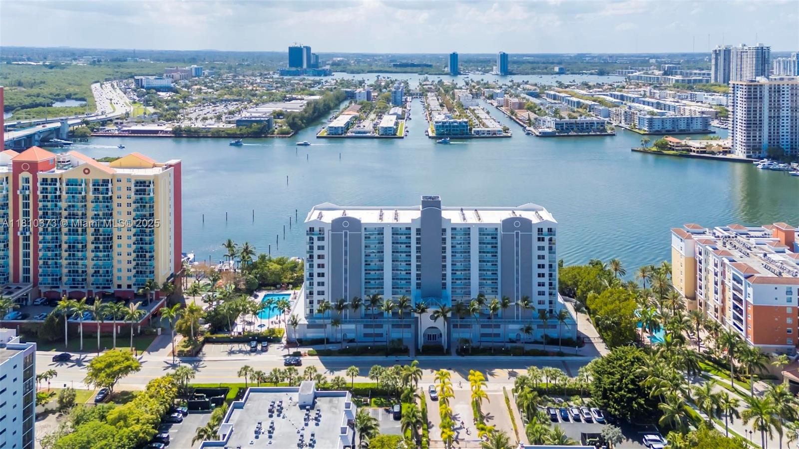 210 172nd St #438, Sunny Isles Beach, Florida image 23