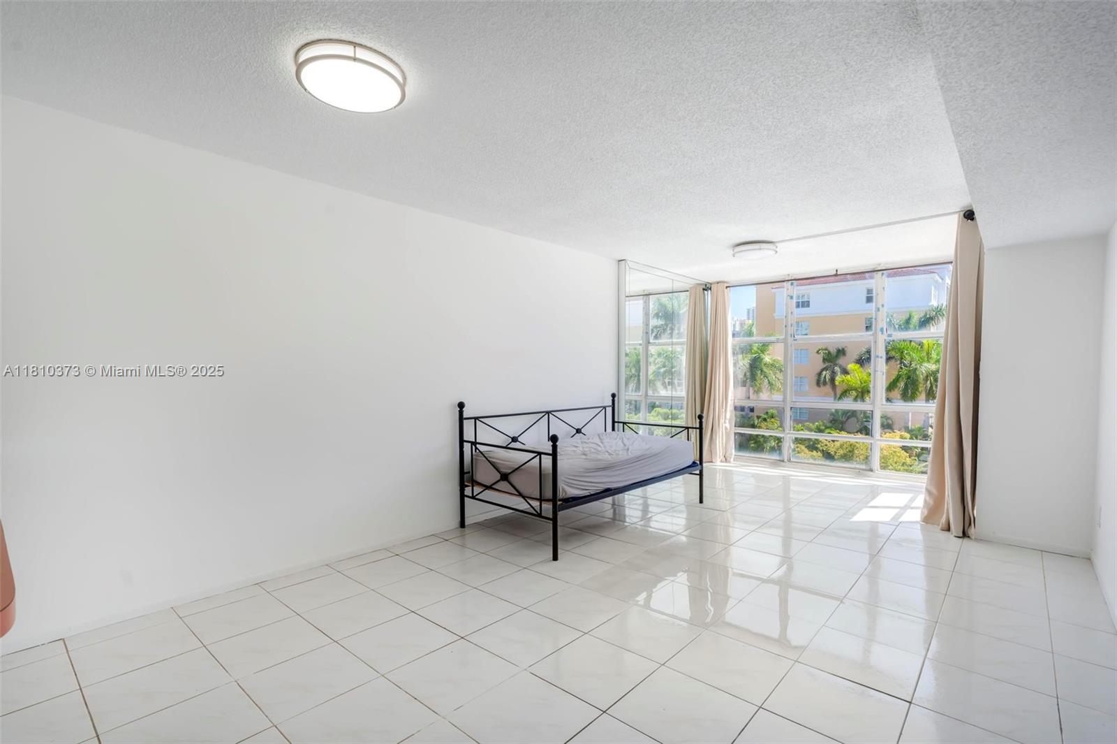 210 172nd St #438, Sunny Isles Beach, Florida image 6