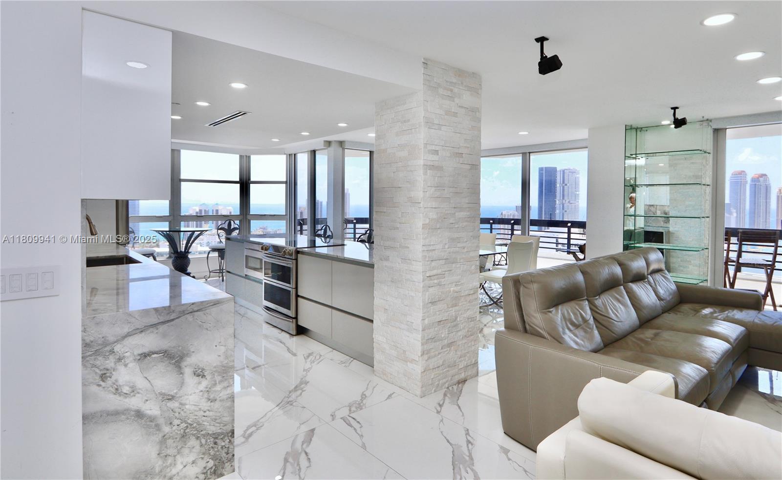 3500 Mystic Pointe Dr #3906, Aventura, Florida image 23