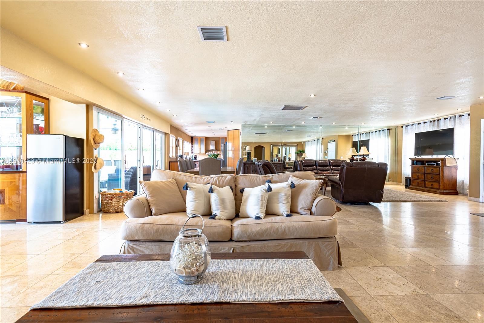 2908 Bayview Dr, Fort Lauderdale, Florida image 17