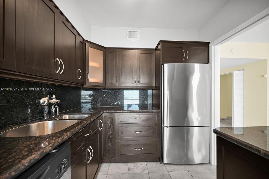 900 Bay Dr #905, Miami Beach, Florida image 10