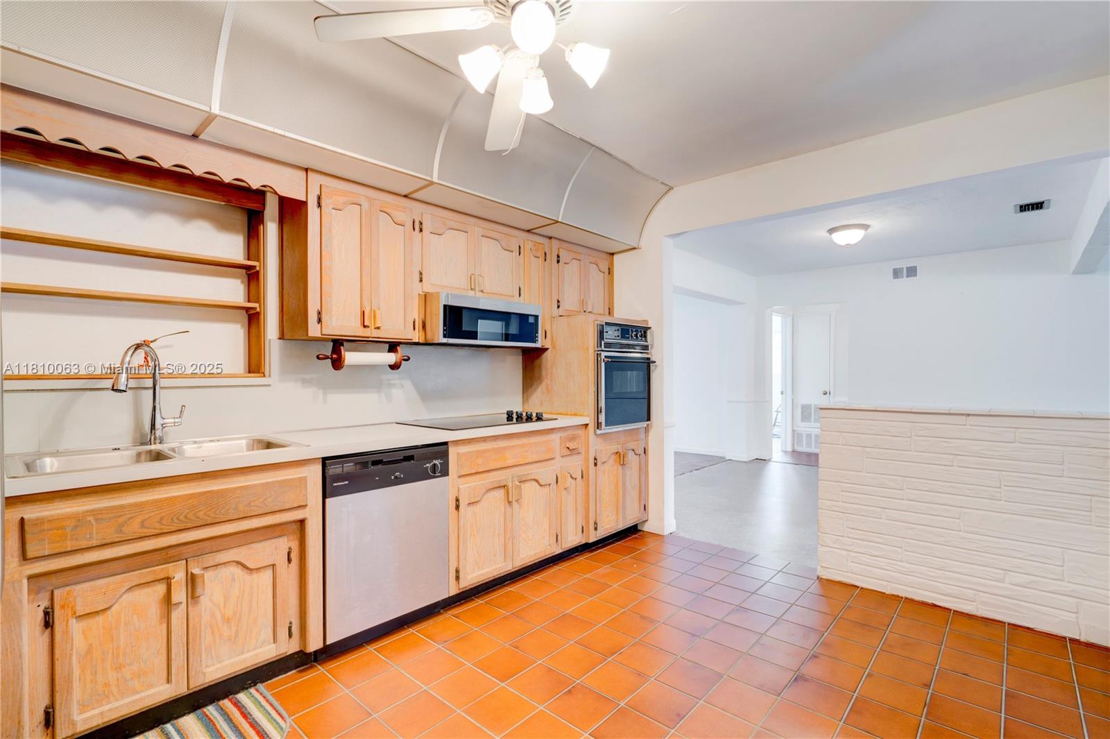 7211 Plantation Blvd, Miramar, Florida image 29