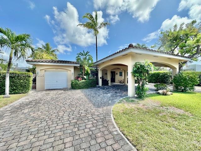 1945 N Hibiscus Dr, North Miami, Florida image 1