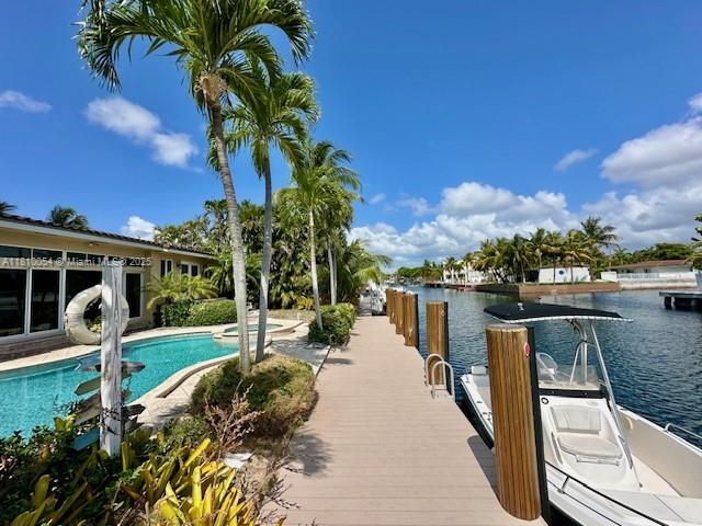 1945 N Hibiscus Dr, North Miami, Florida image 18