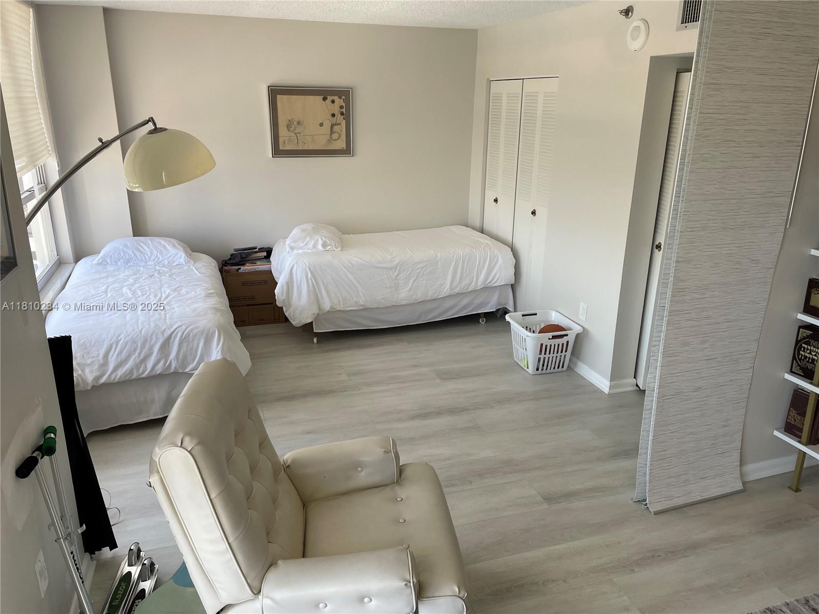 4101 Pine Tree Dr #816, Miami Beach, Florida image 4