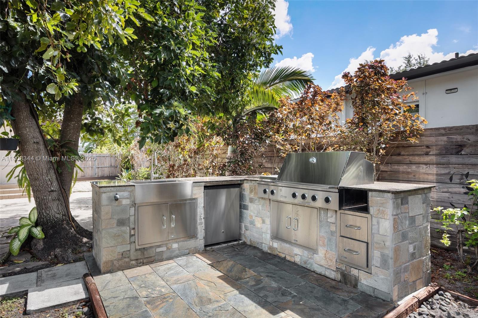 58 Glendale Dr, Miami Springs, Florida image 34