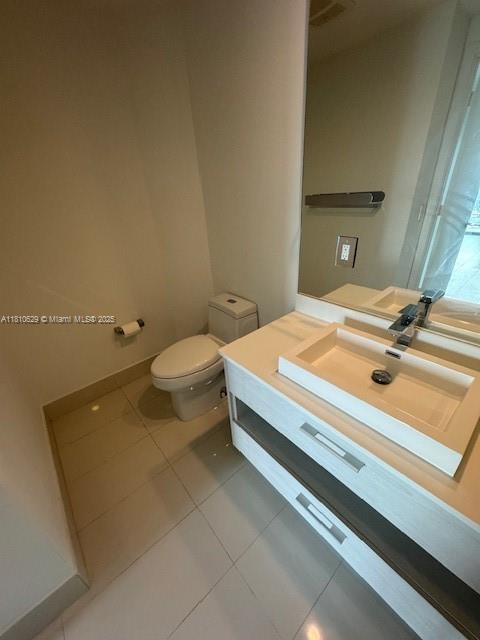 45 SW 9th St #4010, Miami FL 33130