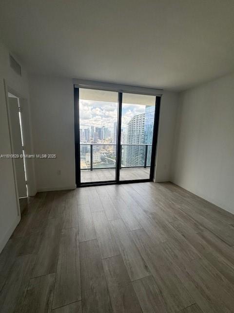 45 SW 9th St #4010, Miami FL 33130