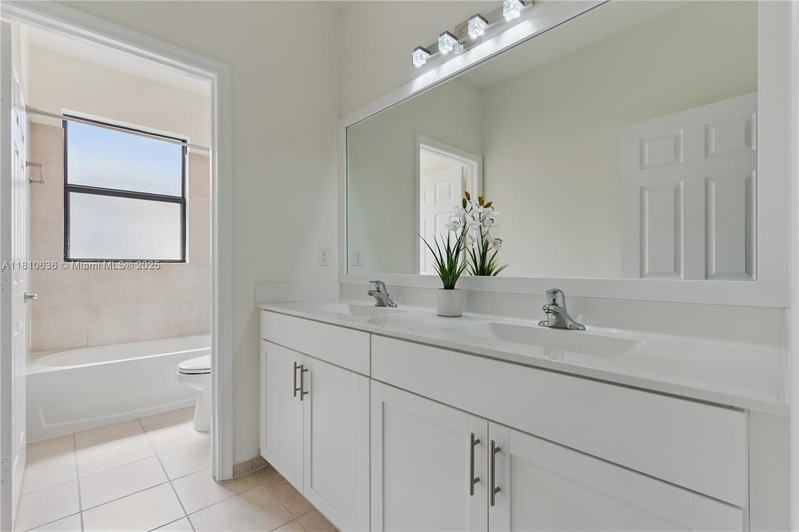 3534 W 106th St, Hialeah, Florida image 19