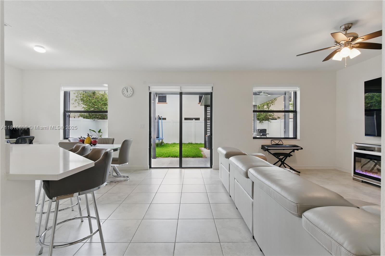 3534 W 106th St, Hialeah, Florida image 7