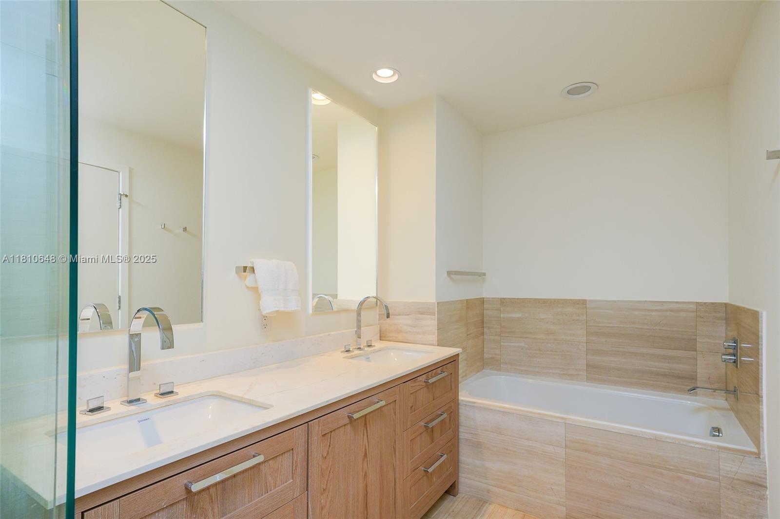 360 Ocean Dr #205S, Key Biscayne, Florida image 12