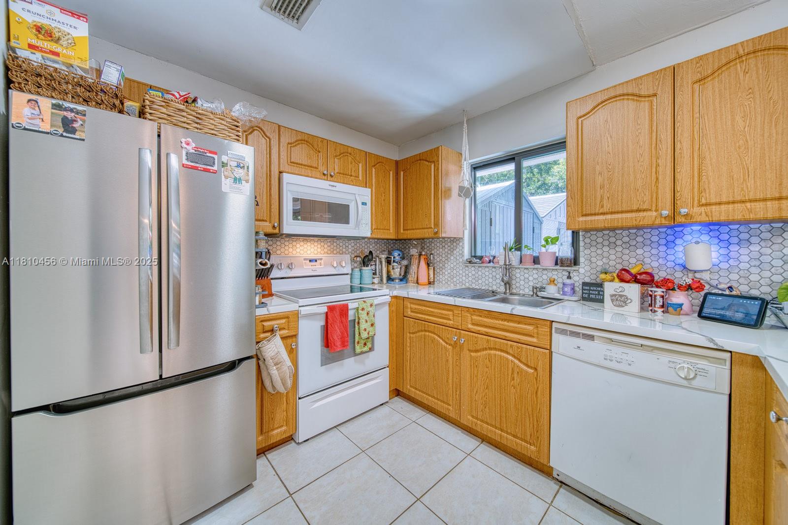 2000 SW 9th St 2