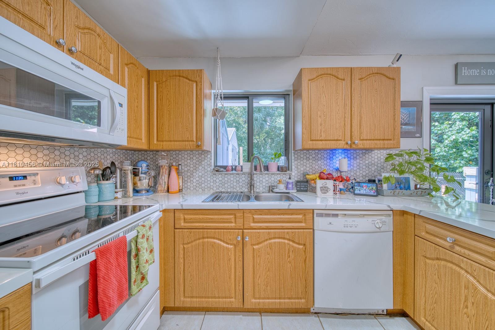 2000 SW 9th St 2