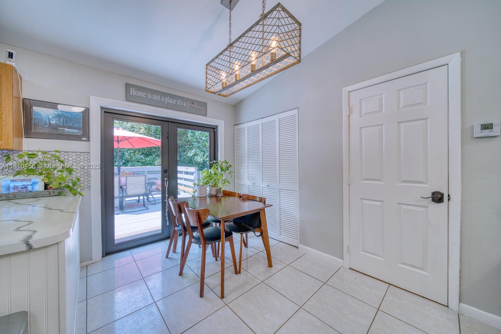 2000 SW 9th St 2