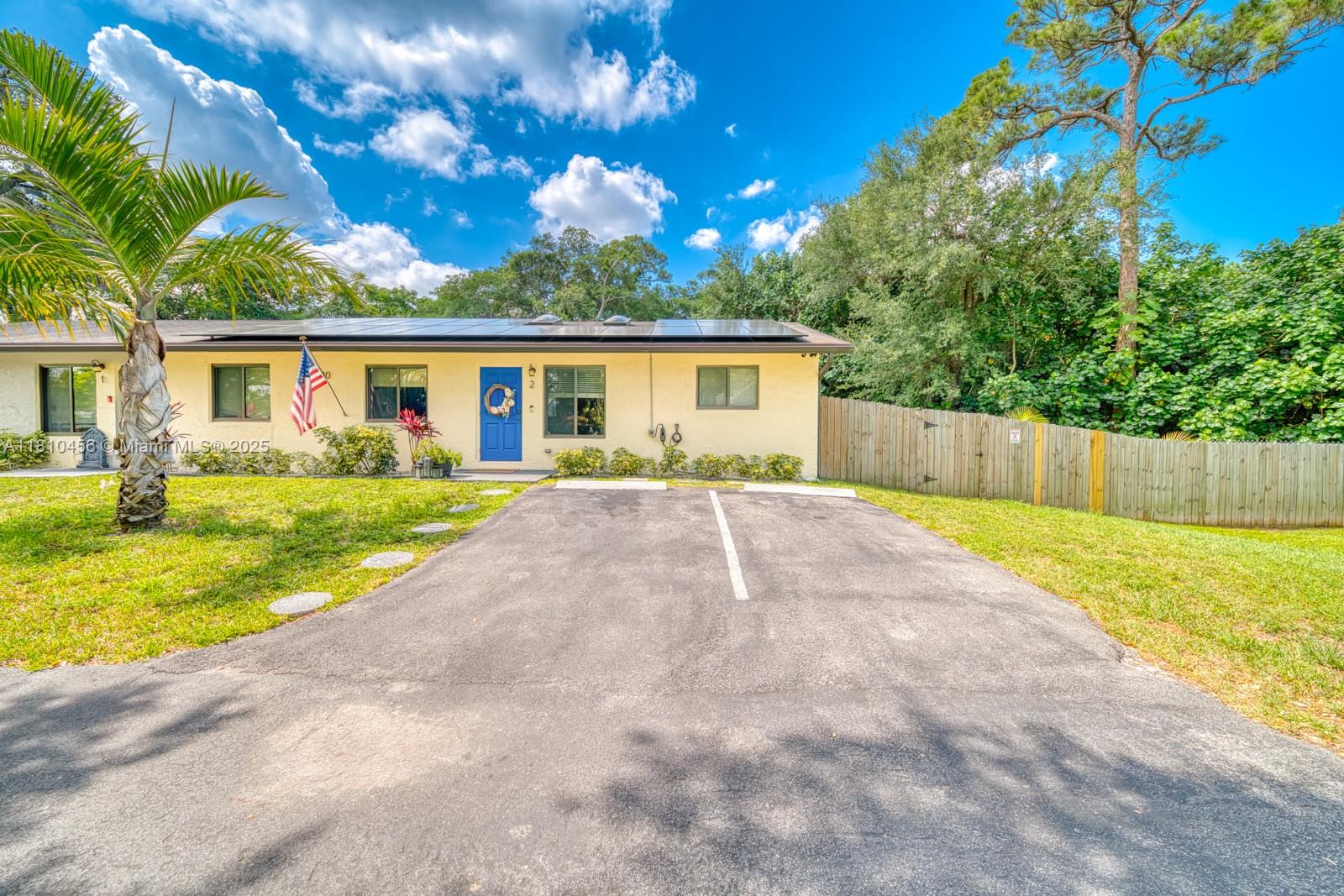 2000 SW 9th St 2