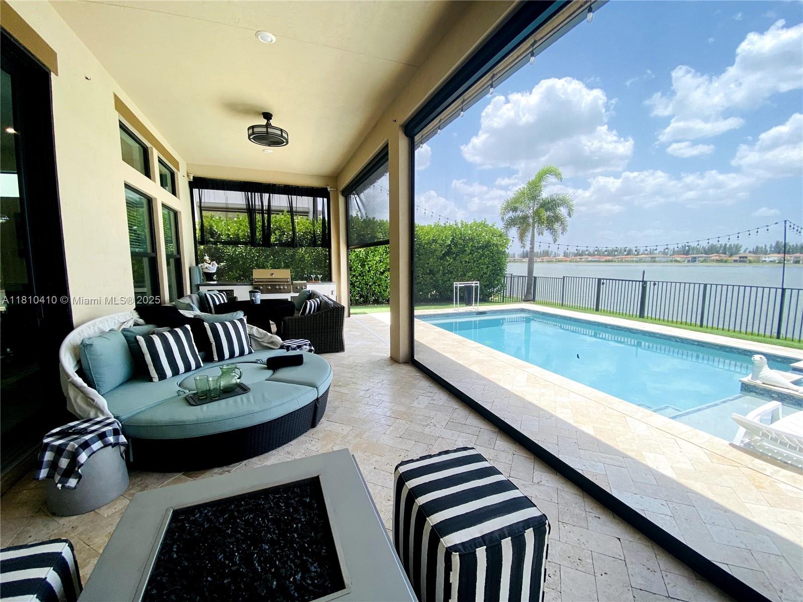 9225 Parkland Bay Dr, Parkland, Florida image 6