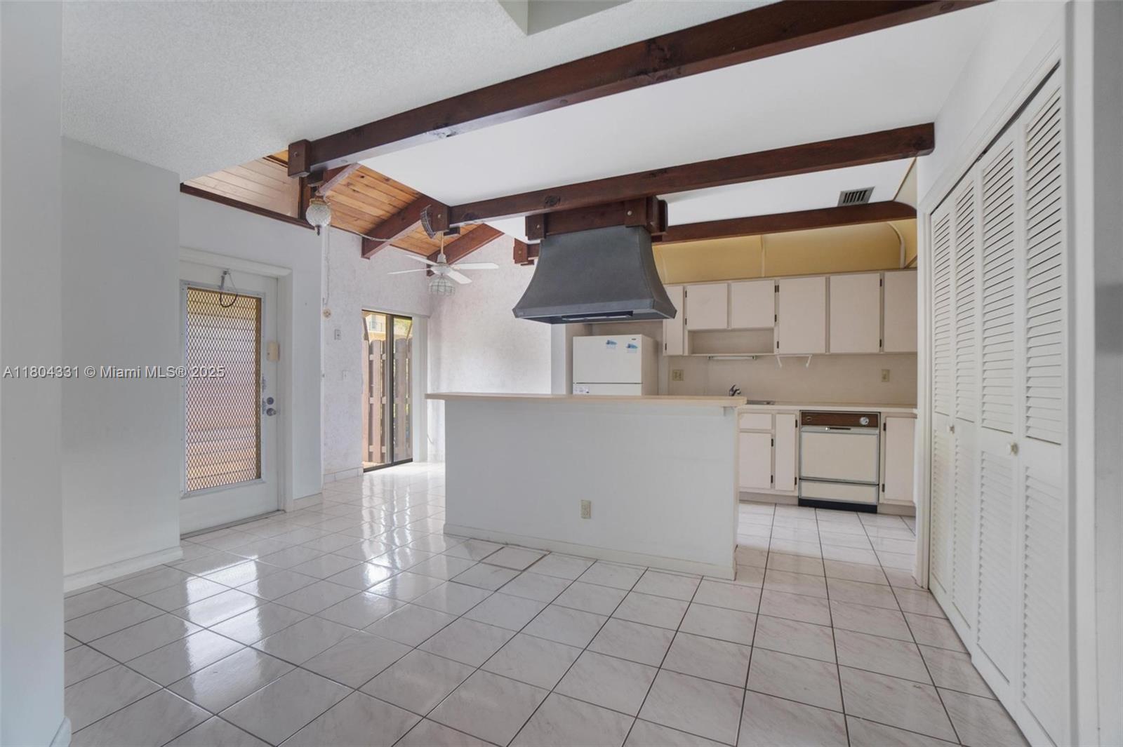 306 Cambridge Rd #2-36, Hollywood, Florida image 12