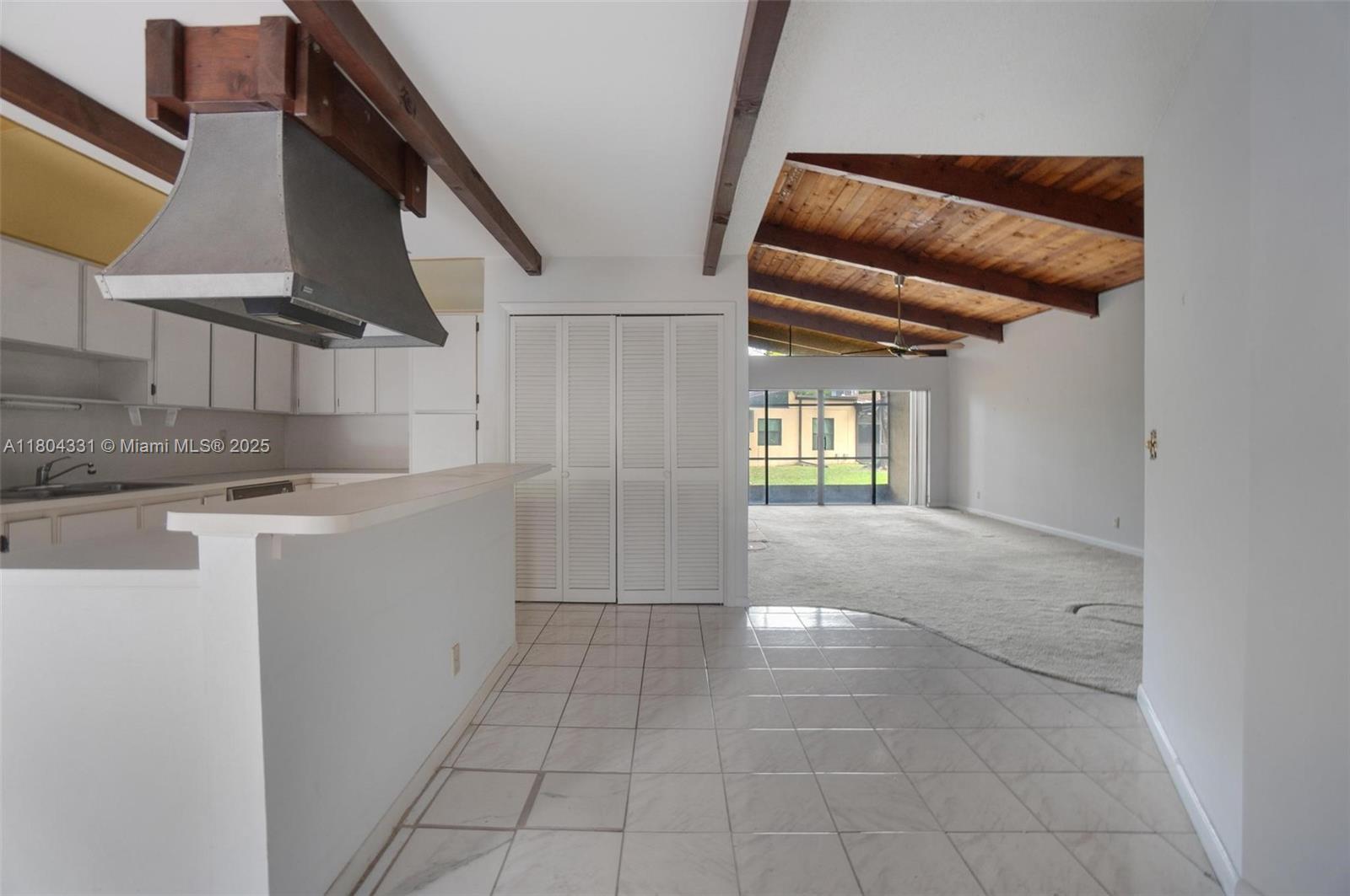 306 Cambridge Rd #2-36, Hollywood, Florida image 6