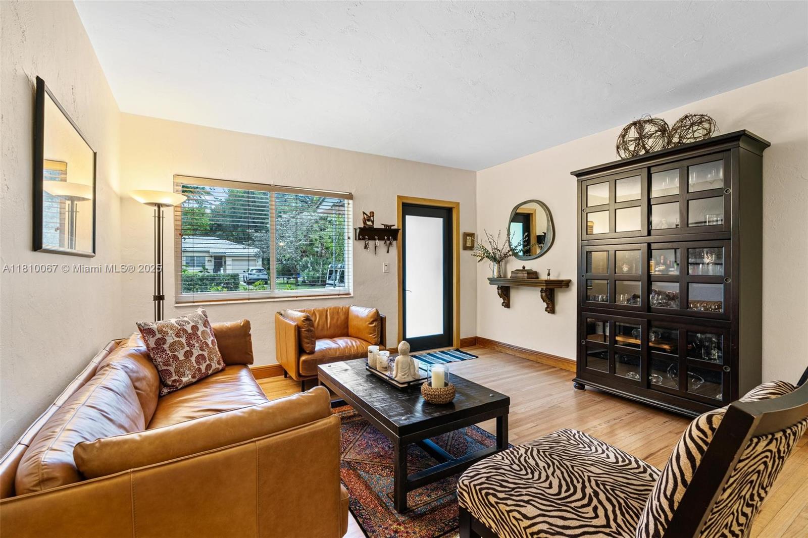 2431 Overbrook St, Coconut Grove, Florida image 6