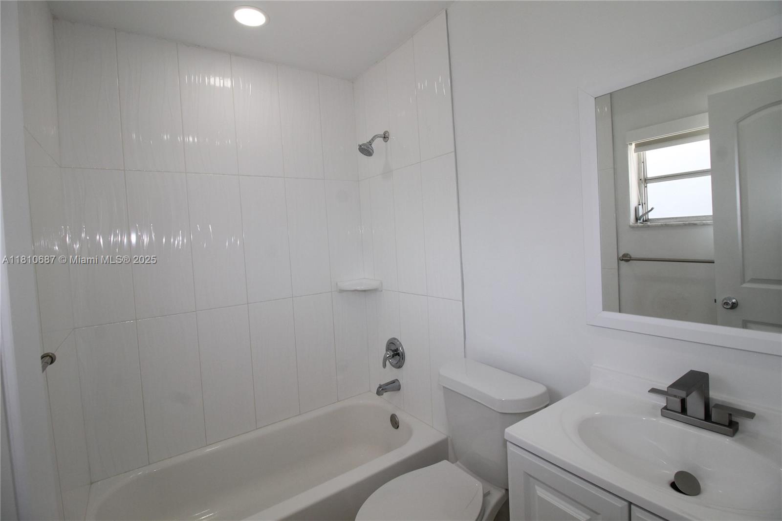 7204 NW 76th Dr, Tamarac, Florida image 27