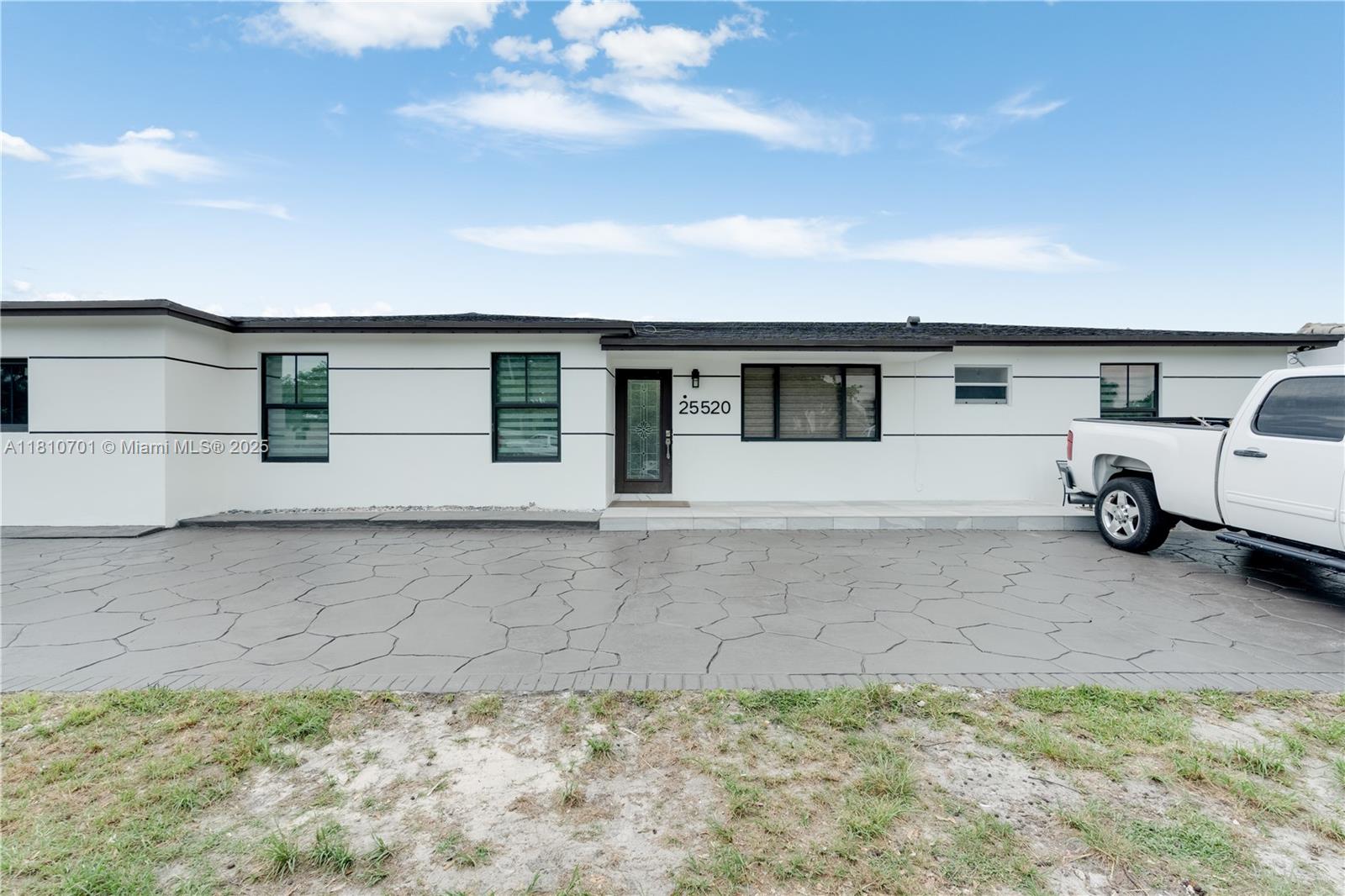25520 SW 127th Ave, Homestead, Florida image 2