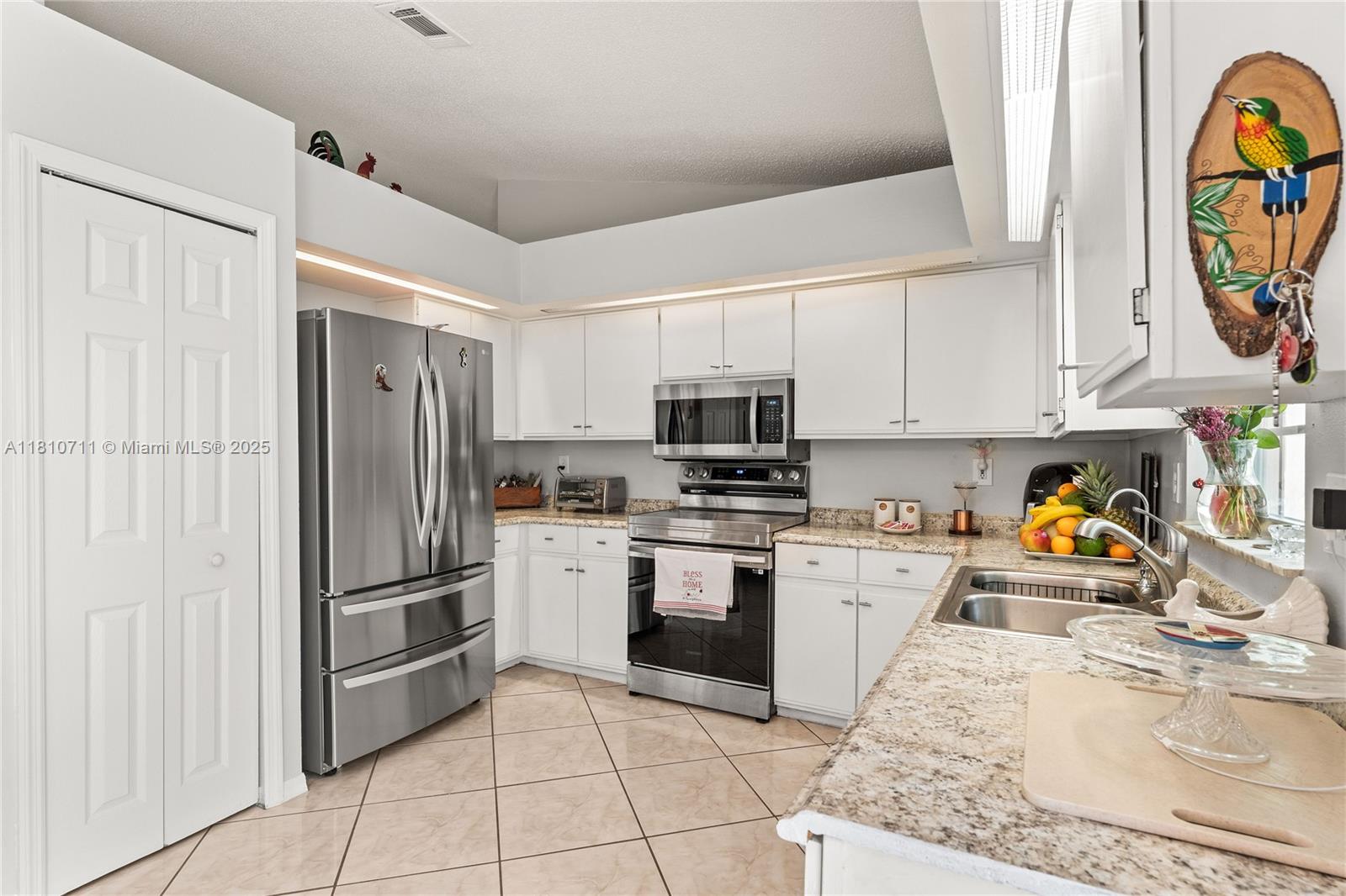 211 Dalton Drive, Kissimmee, Florida image 30