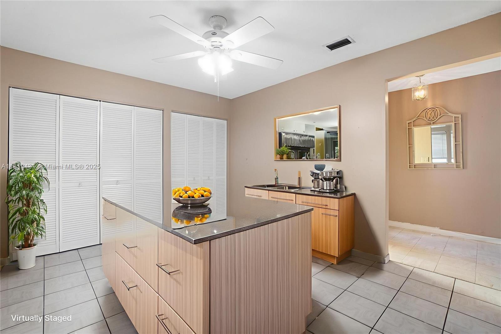 2917 Mckinley St, Hollywood, Florida image 15