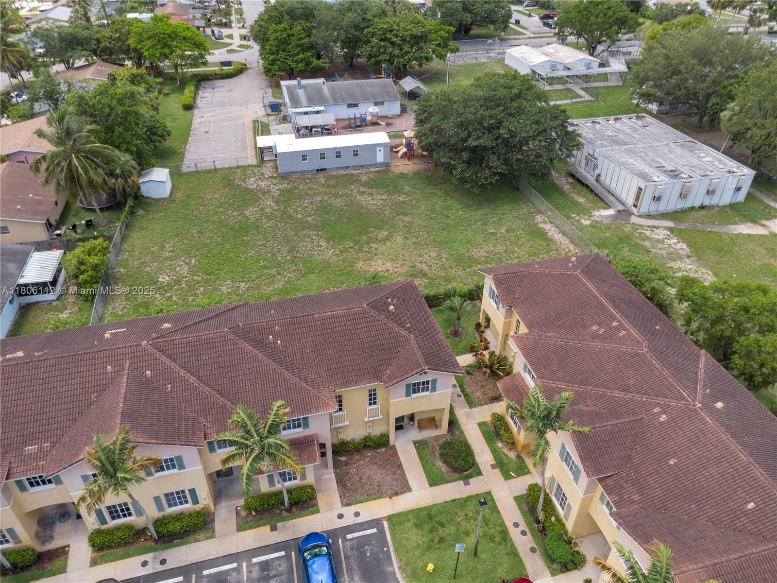1901 SW 60th Ter, North Lauderdale, Florida image 43