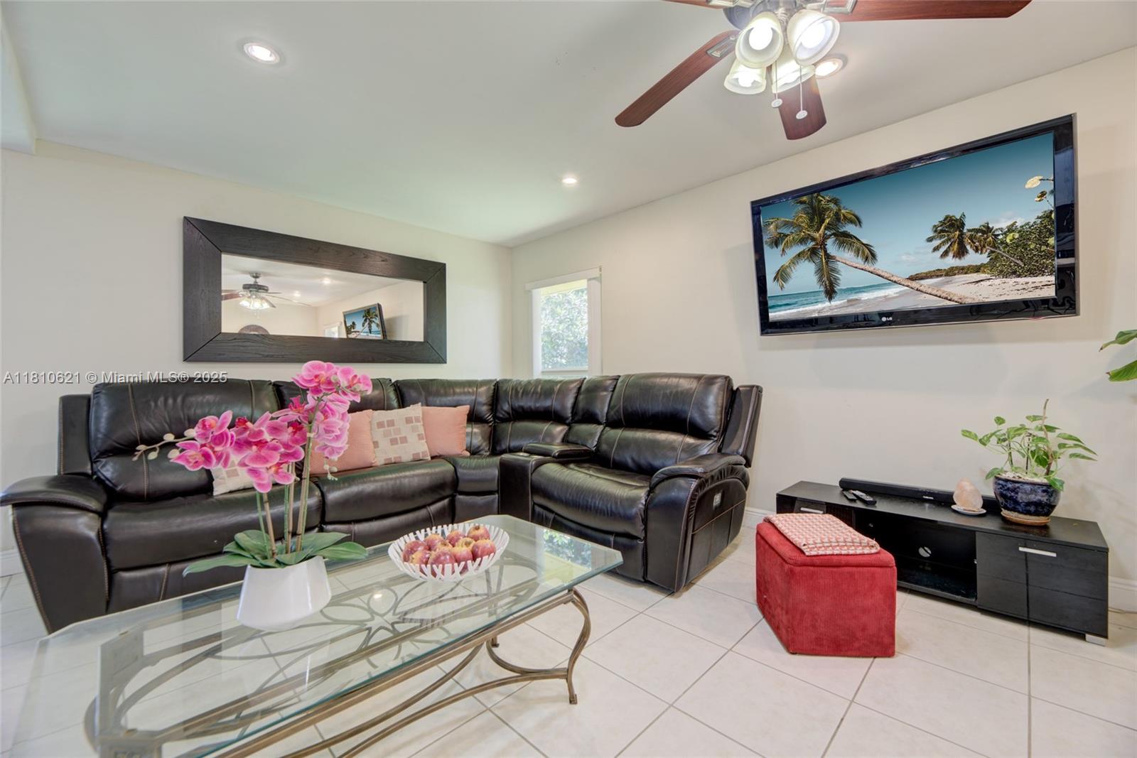 7201 NW 67th St, Tamarac, Florida image 17