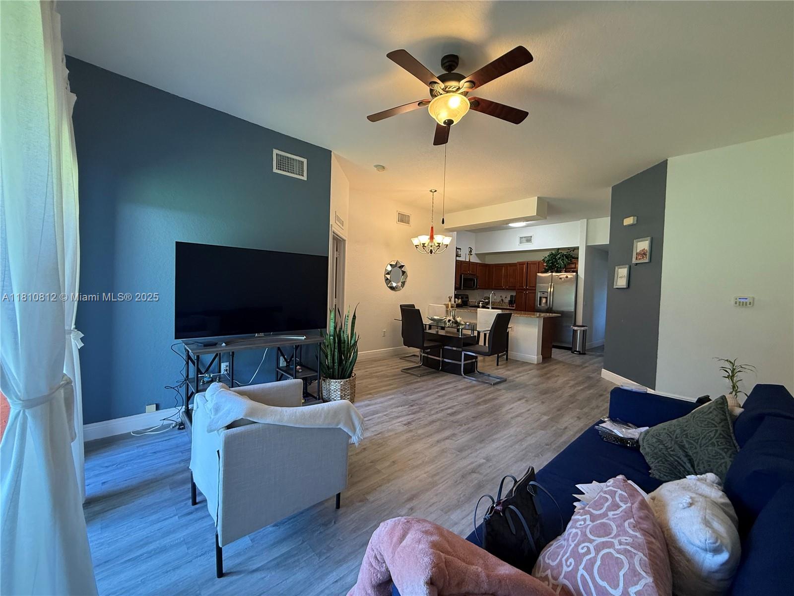 3340 Palomino Dr #211-2, Davie, Florida image 7