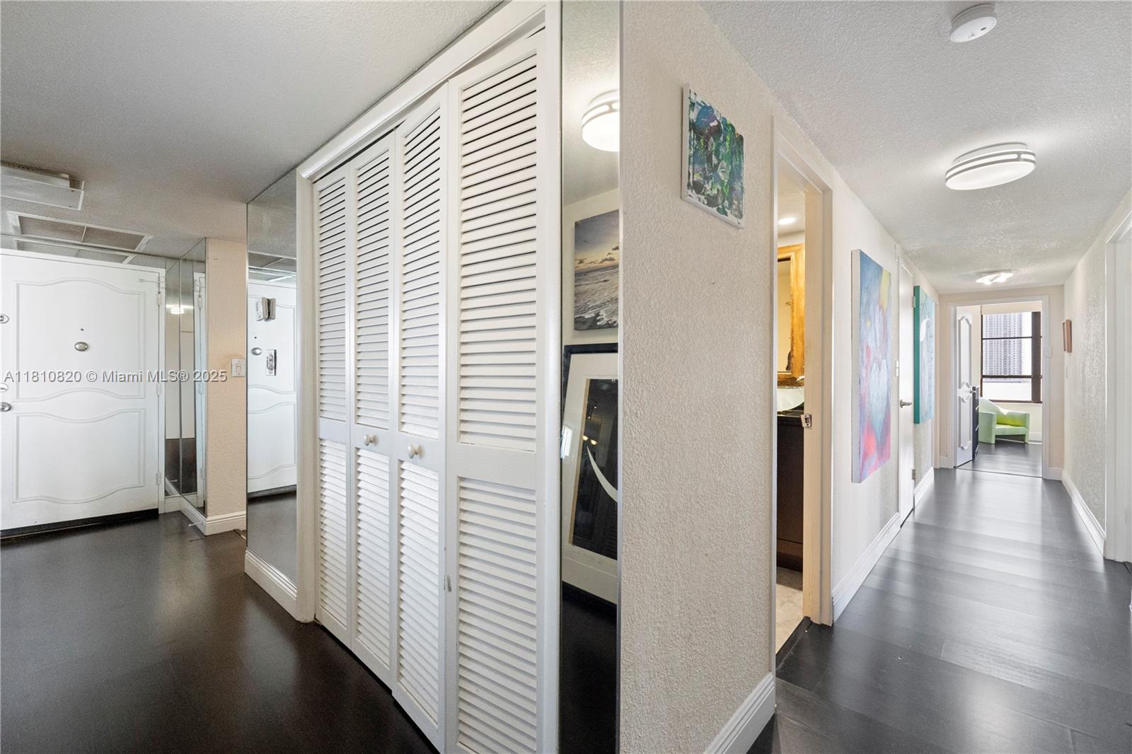 500 Three Islands Blvd #1112, Hallandale Beach, Florida image 27