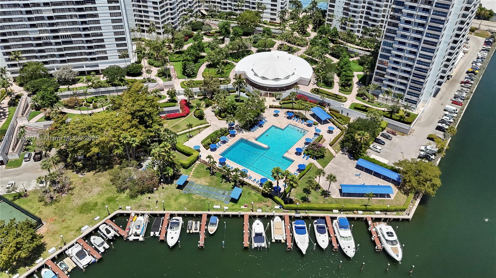 500 Three Islands Blvd #1112, Hallandale Beach, Florida image 3