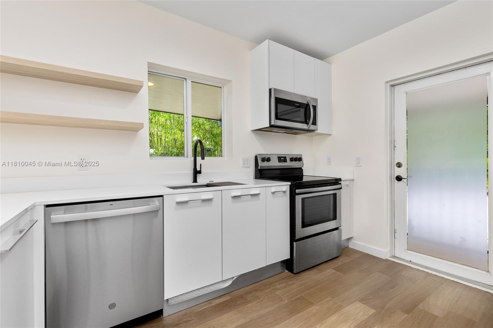 266 NW 42nd St, Miami, Florida image 9