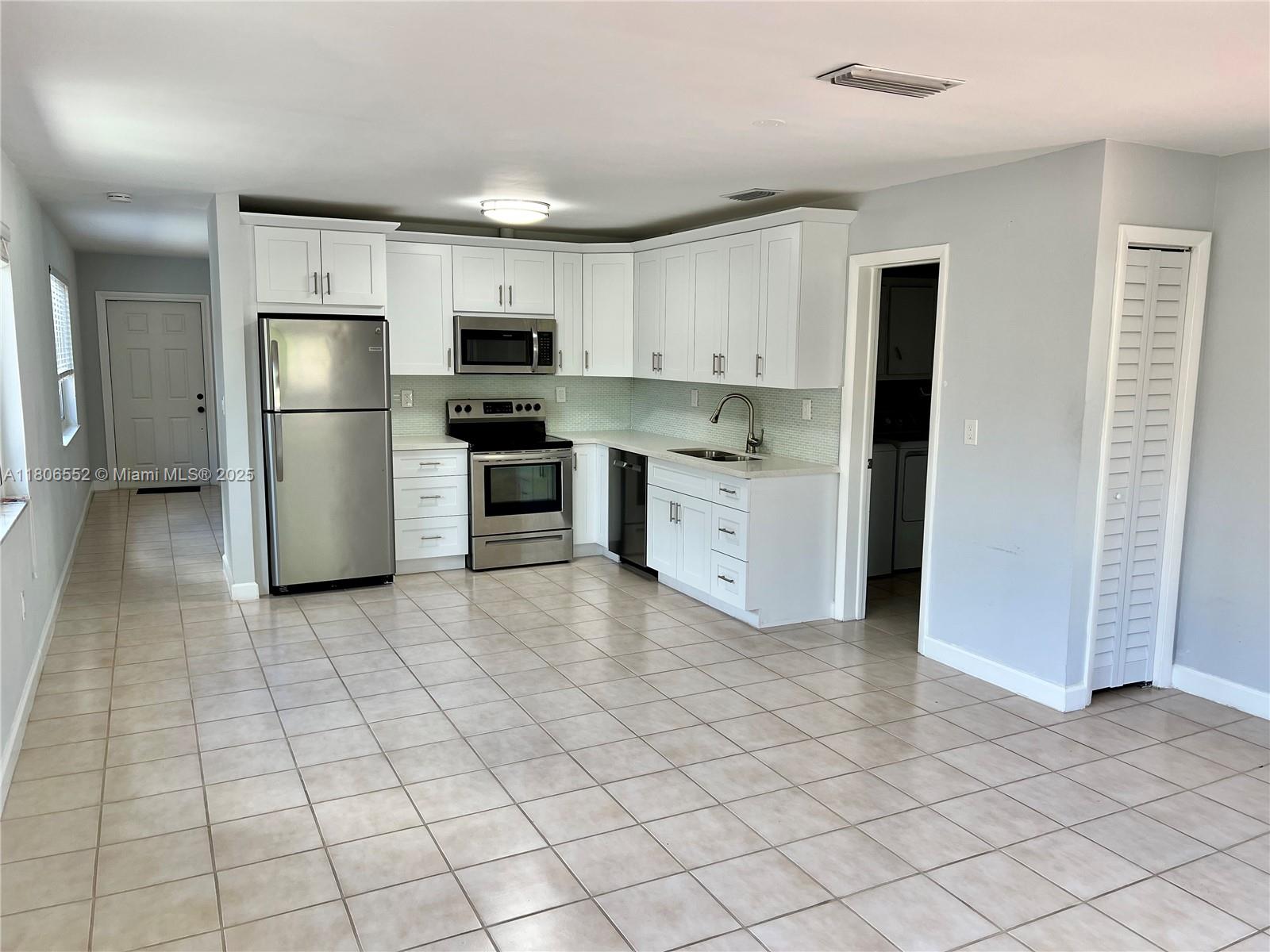 281 NW 51st Ave, Miami, Florida image 5