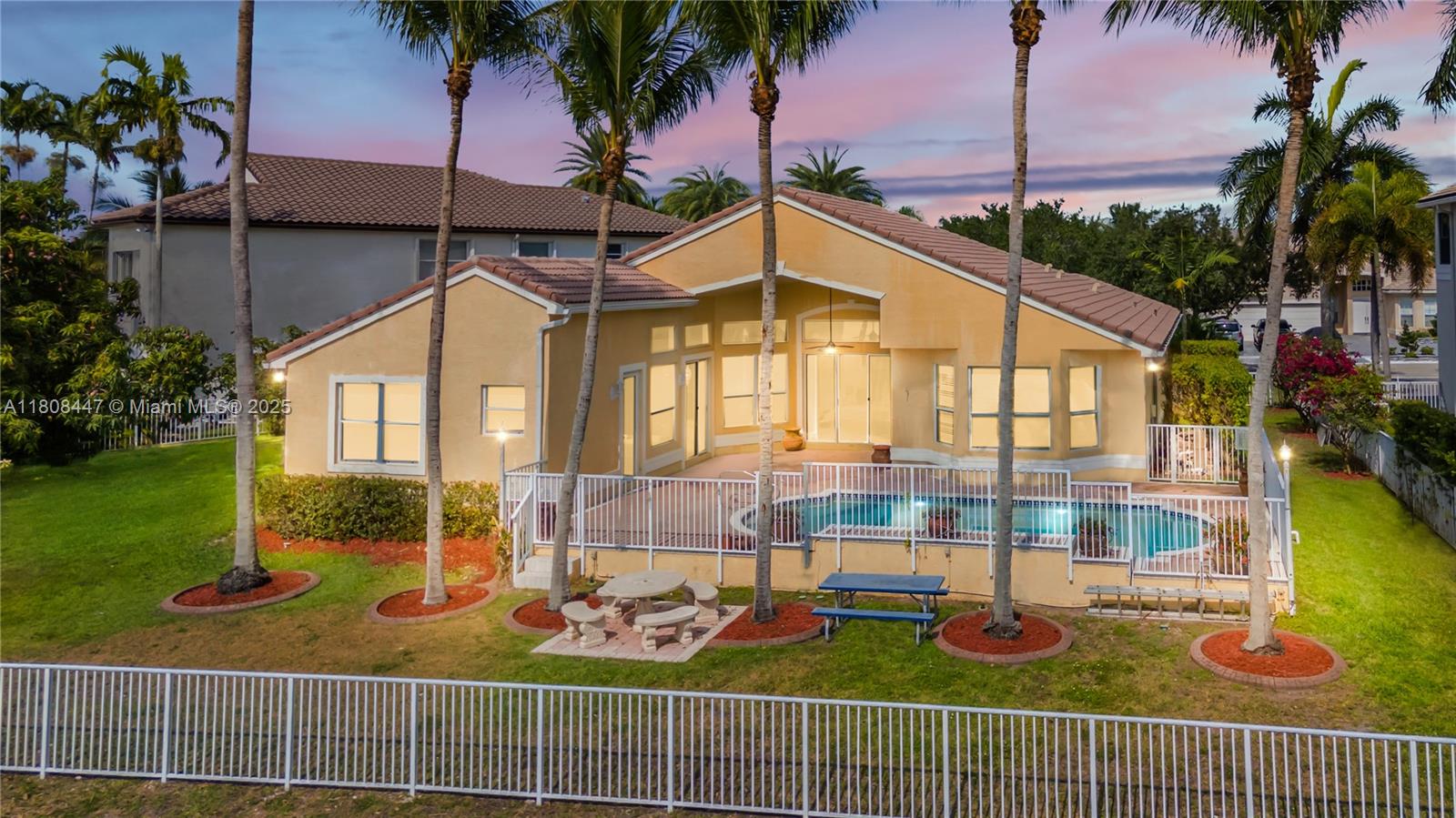 4506 SW 186th Way, Miramar, Florida image 6
