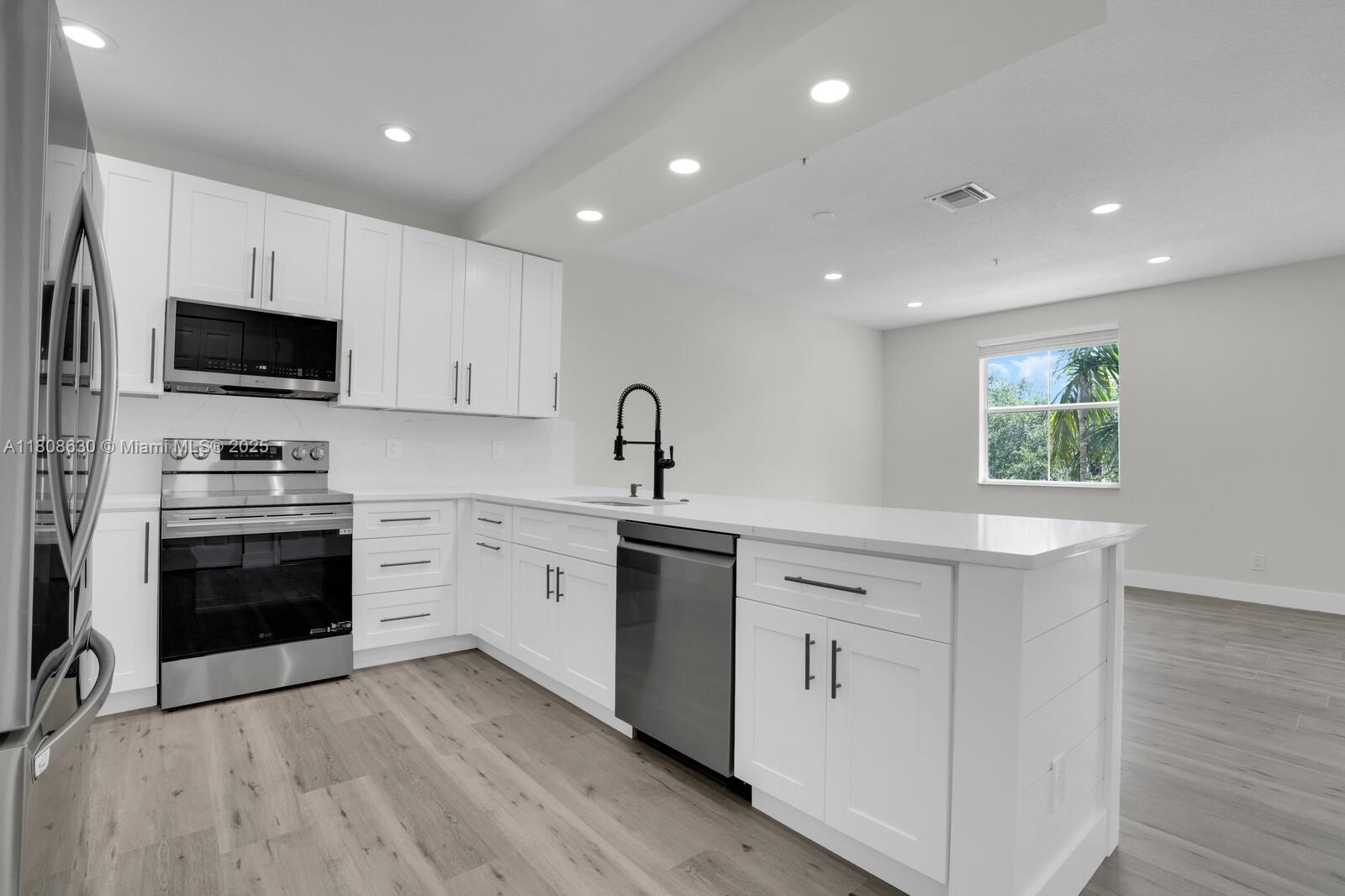 4123 Parkside Dr, Jupiter, Florida image 3