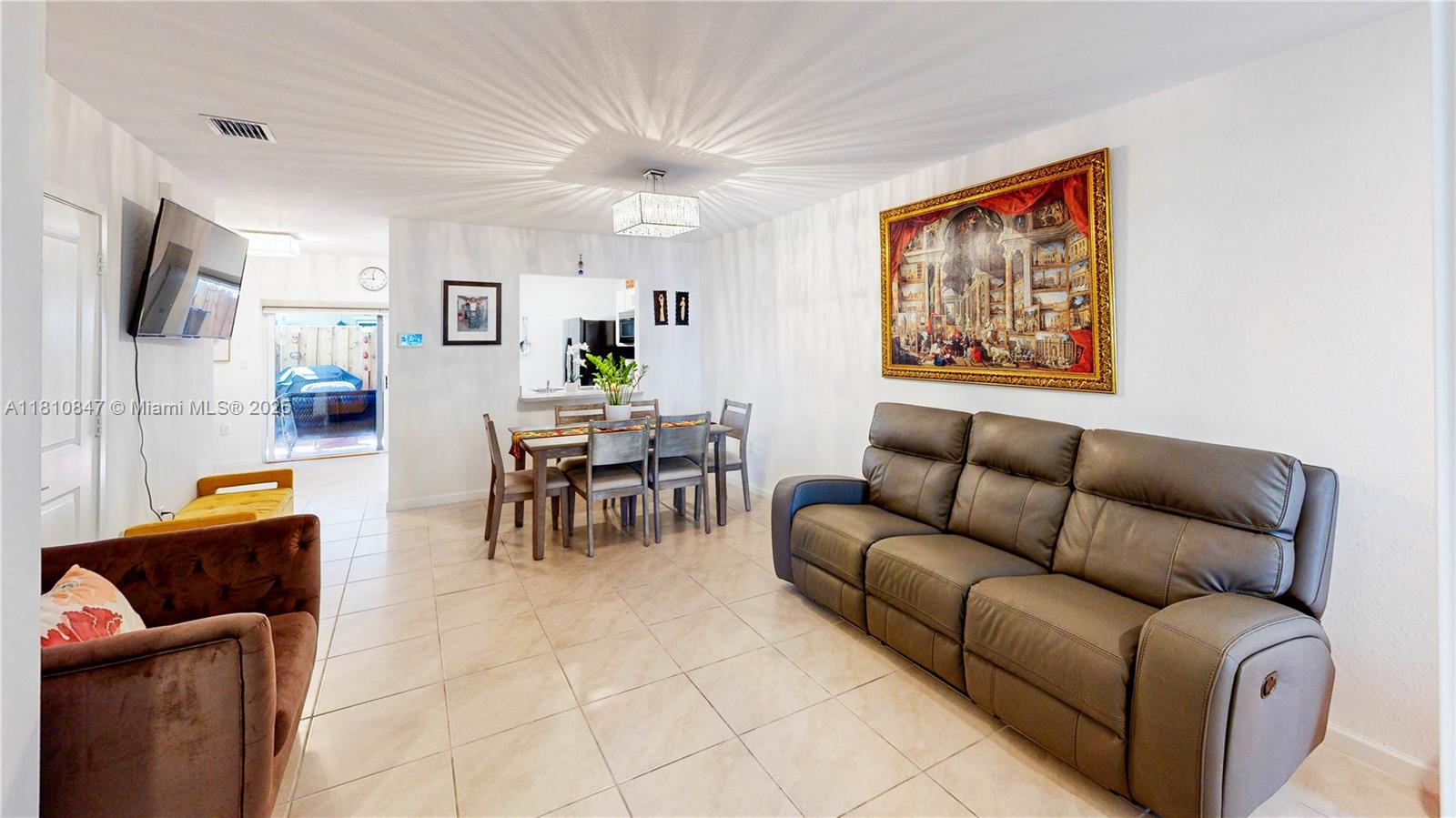 545 NE 5th St, Florida City, Florida image 6