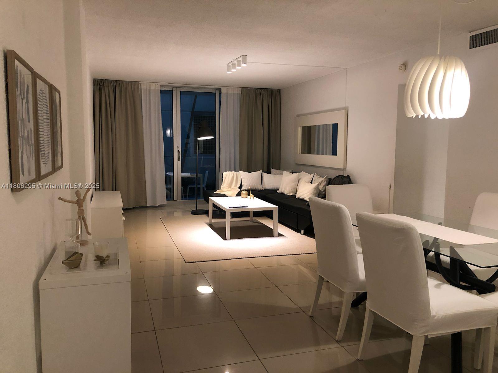 3901 S Ocean Dr #1B, Hollywood, Florida image 2