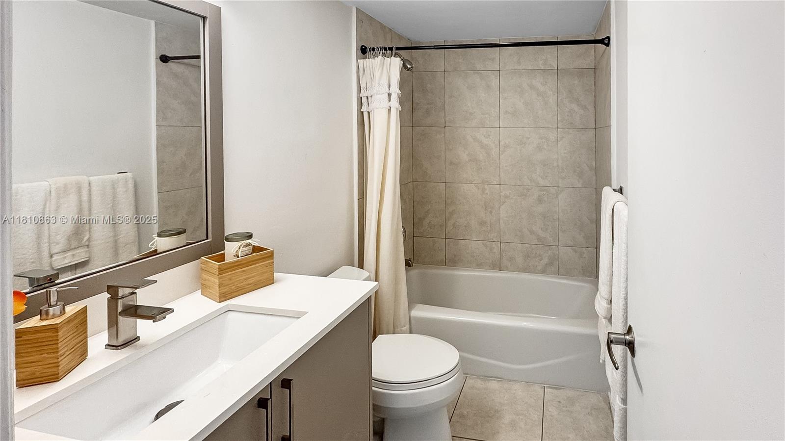 Property photo # 4