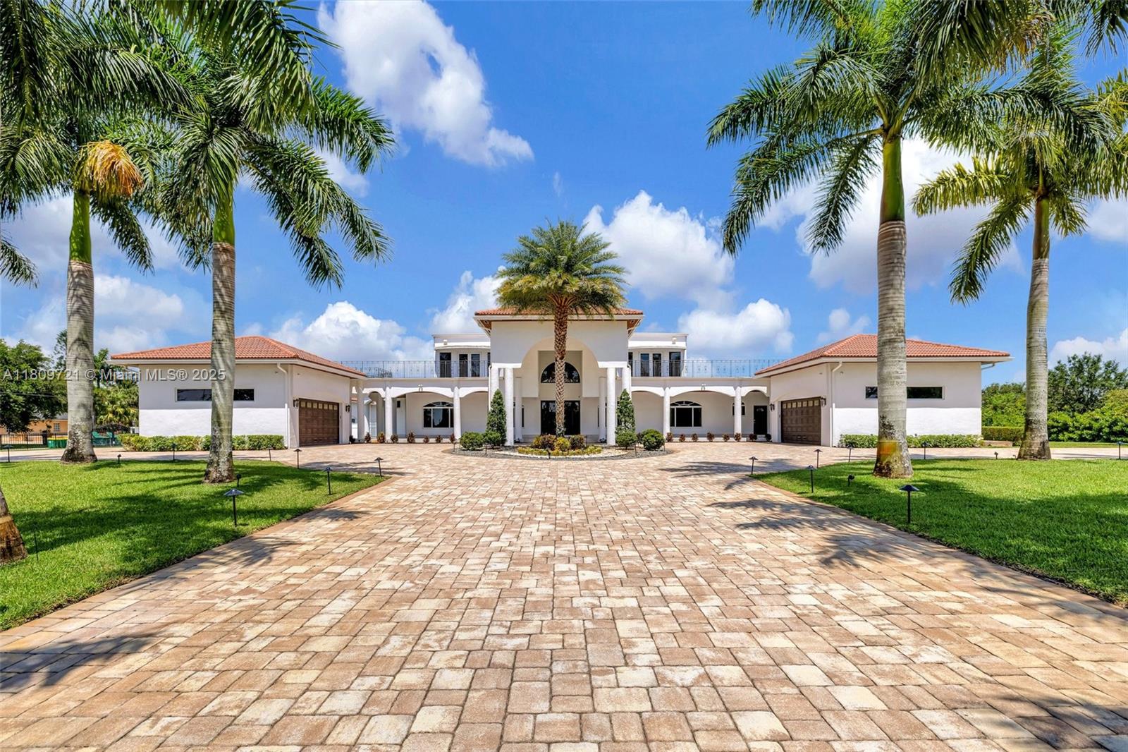 4610 SW 178th Ave, Southwest Ranches, Florida image 1